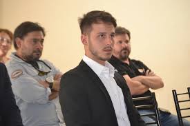 El escándalo tras la dimisión reabre un debate político y social por al falta de transparencia.