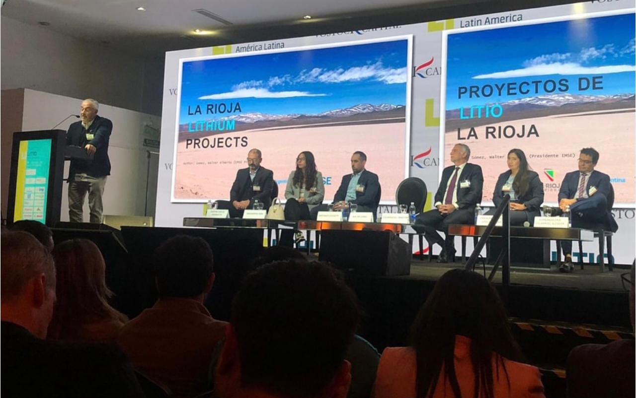 El presidente de EMSE, Walter Gómez apuesta por un empleo local riojano para los proyectos mineros en la provincia .