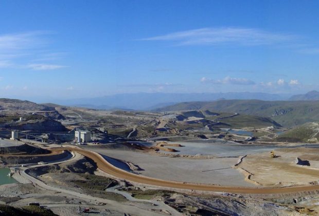 ACERO Y ROCA.PERU2121212121