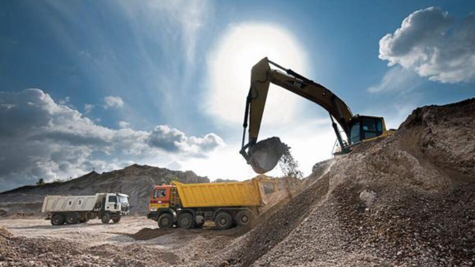 Acero y Roca | Magazine Minero - ¿Cómo construir una minería sostenible en Argentina? Las claves que deja Perú para no repetir errores