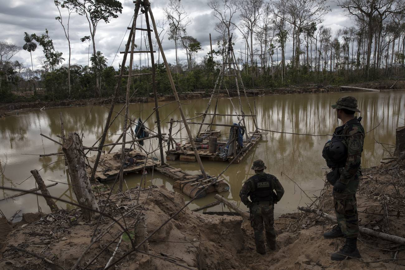 Acero y Roca | Magazine Minero - “La minería informal ya superó al narcotráfico en Perú”: grave alerta desde Arminera