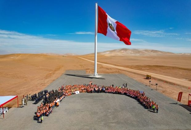 acero y roca.bandera1