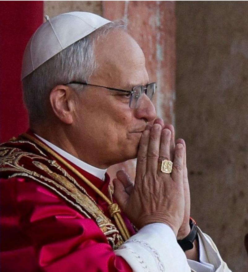 El nuevo Papa es continuista de la doctrina de Francisco aunque con una linea más moderada y dialogante. El nuevo Papa es continuista de la doctrina de Francisco aunque con una linea más moderada y dialogante.