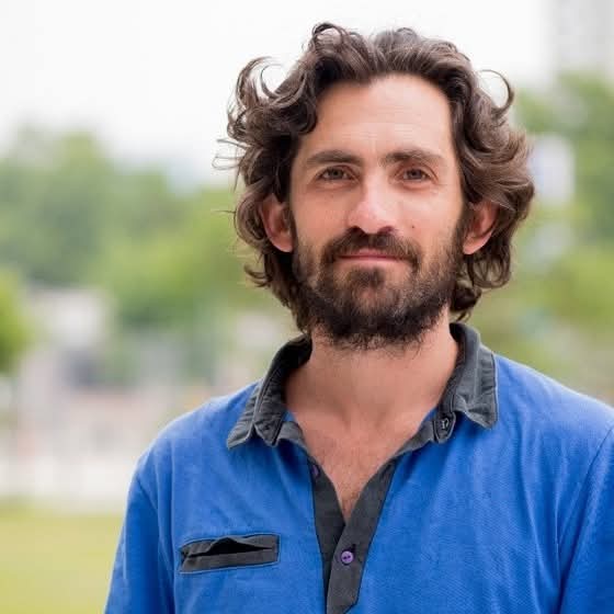Guillermo Folguera, biólogo y filósofo, investigador del CONICET y profesor de la UBA. "Modificar la Ley de Glaciares es entregar nuestro territorio a un puñado de corporaciones"