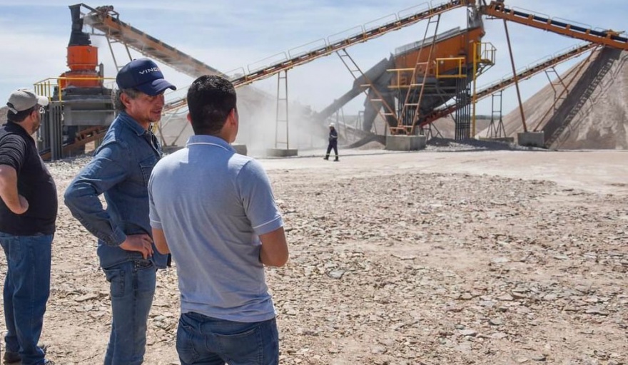 La minería de la provincia de Buenos Aires esta en caída libre, con despidos masivos y sin un plan de contención.