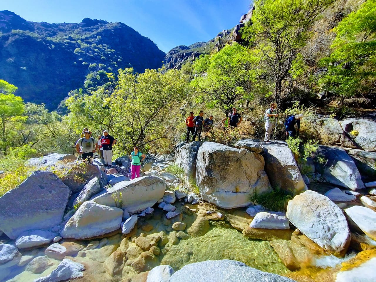 Acero y Roca | Magazine Minero - Cascadas, fogones y biodiversidad: Aventura Astica invita a descubrir Valle Fértil