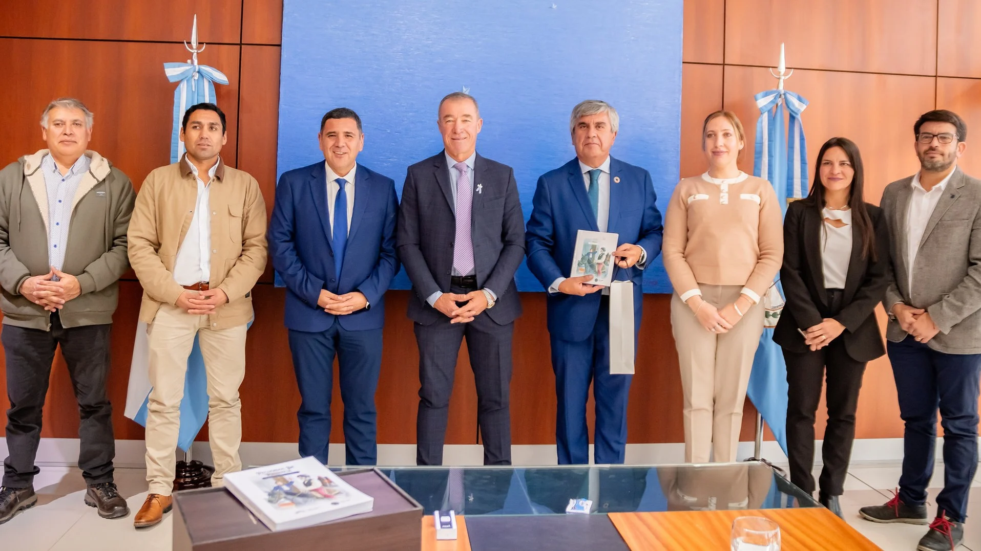 El vicegobernador de San Juan, Fabián Martín, recibió al alcalde de Monte Patria, Cristian Herrera en San Juan