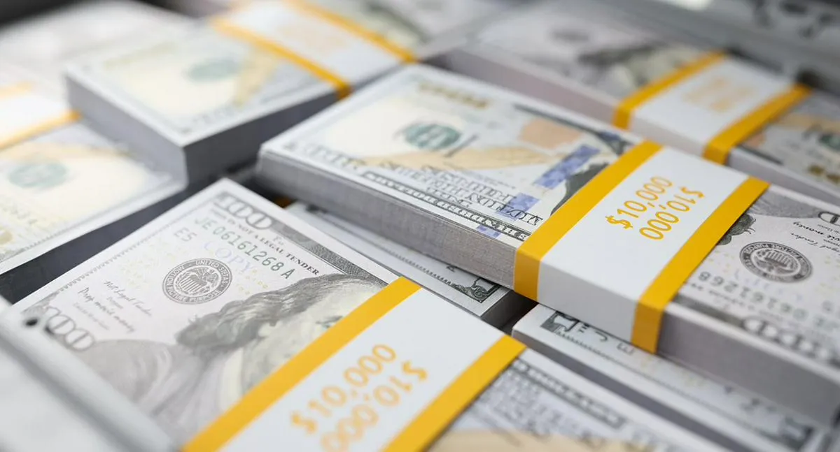 n los últimos 20 años de minería metalífera, San Juan ha recibido U$S 331.877.551 en fondos fiduciarios, lo que junto a las regalías representa un ingreso acumulado de U$S 925.974.947. Al tipo de cambio actual, estos ingresos superan el 1,18 billón de pesos argentinos: $1.185.247.932.160.