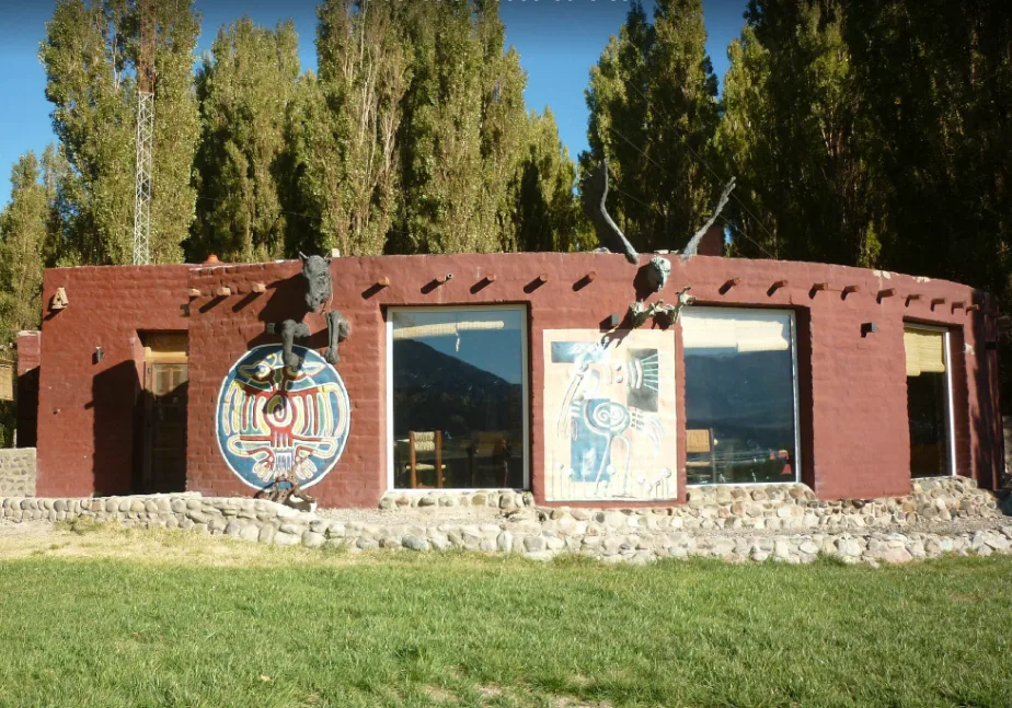 Hotel Posta Huayra en Rodeo, listo para servir a empresas mineras