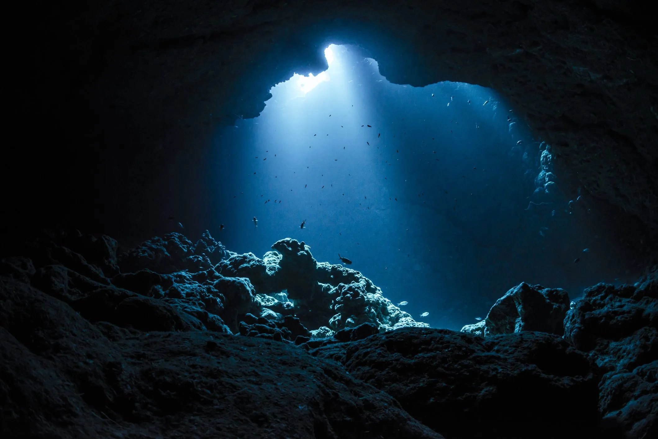Acero y Roca | Magazine Minero - El océano oculto de la Tierra: descubrimiento que reescribe la geología planetaria