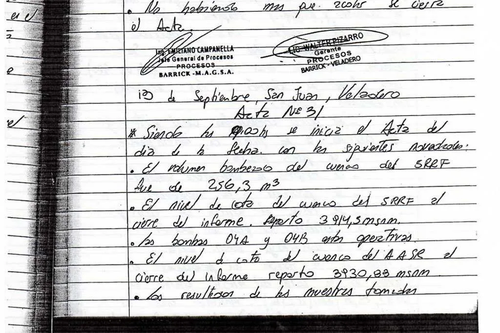 Página de un documento técnico de la mina Veladero, con tablas y registros, presentado como prueba en la causa judicial del derrame.