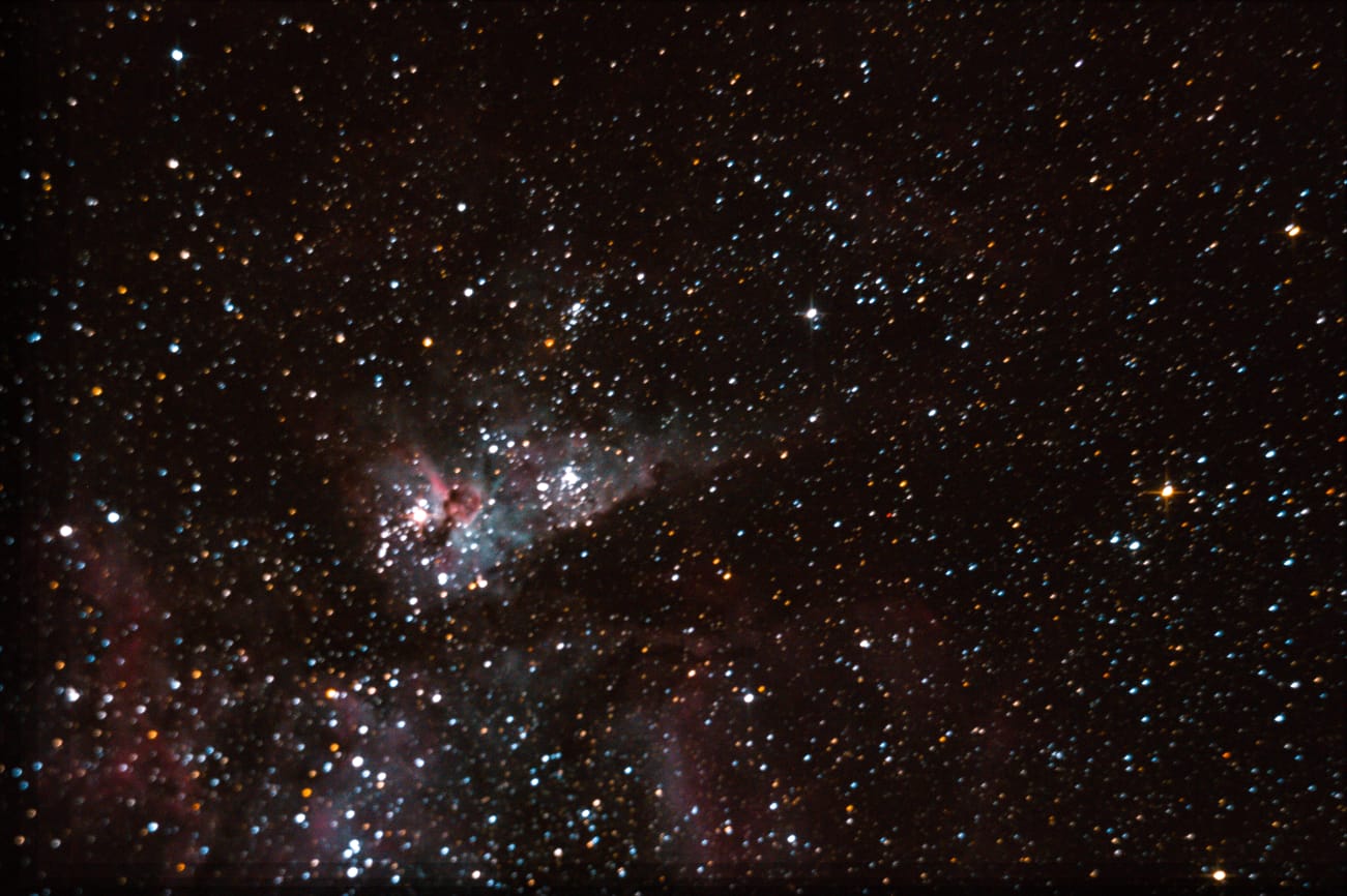 Imagen telescópica del cielo.