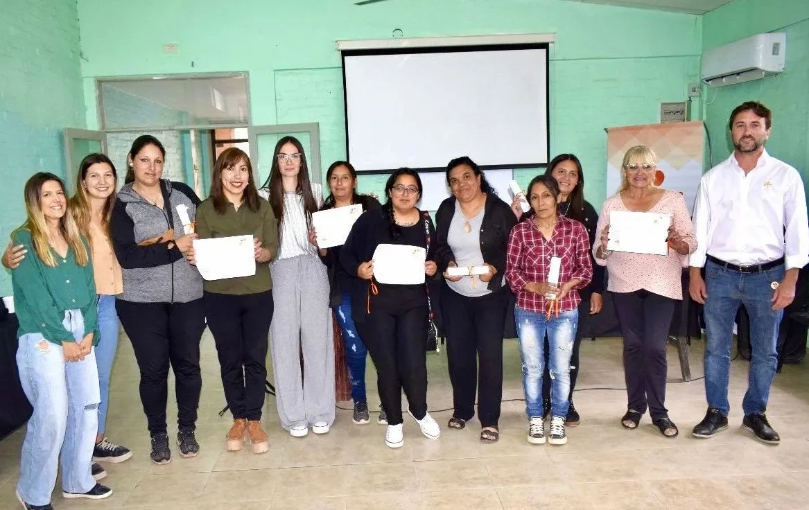 Acero y Roca | Magazine Minero - Hualilán: el trabajo social que fortalece a la minería y la comunidad de Ullum