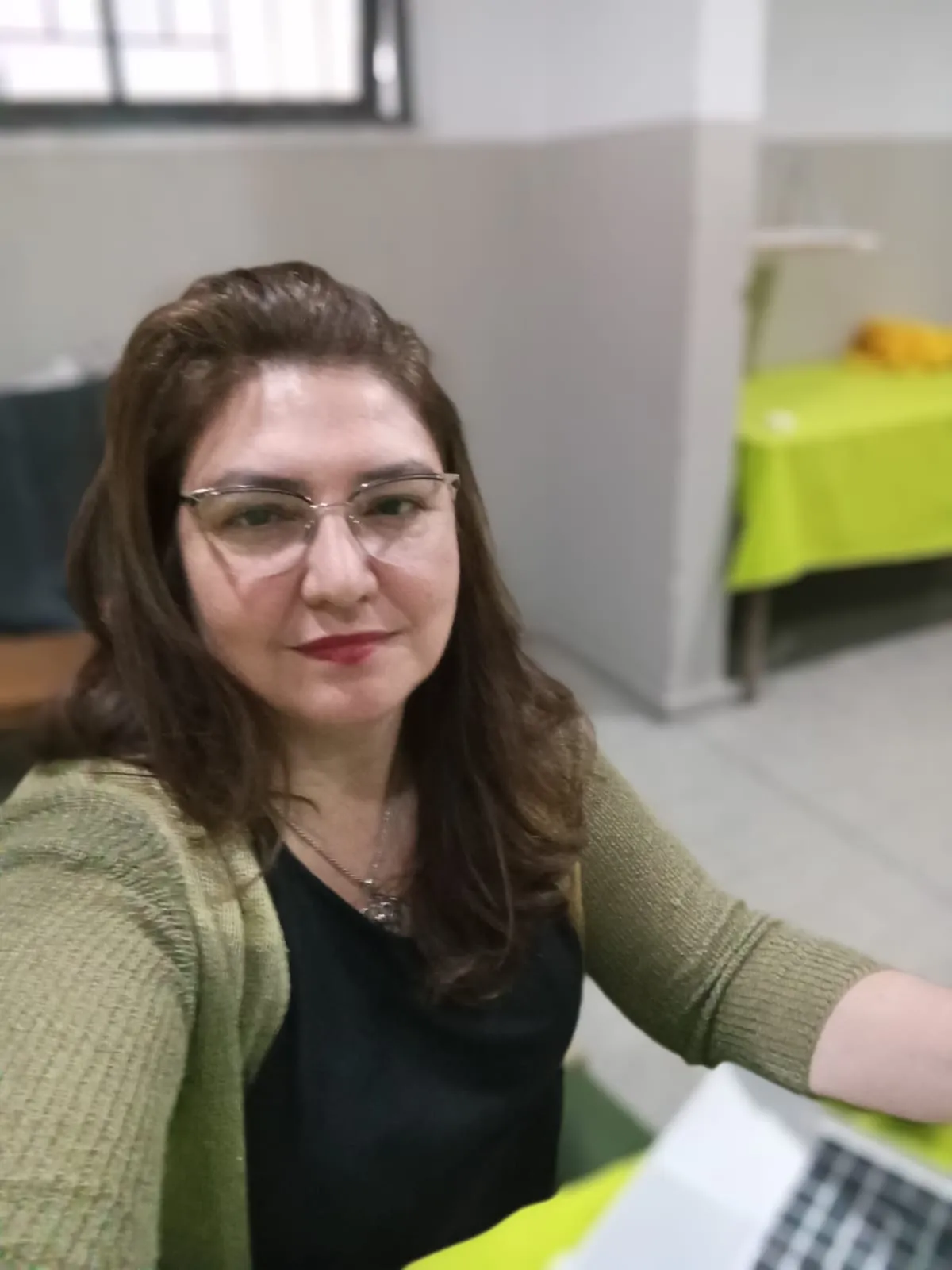 Retrato de María Eugenia Caroprese, investigadora y docente de la Facultad de Ingeniería de la UNSJ.