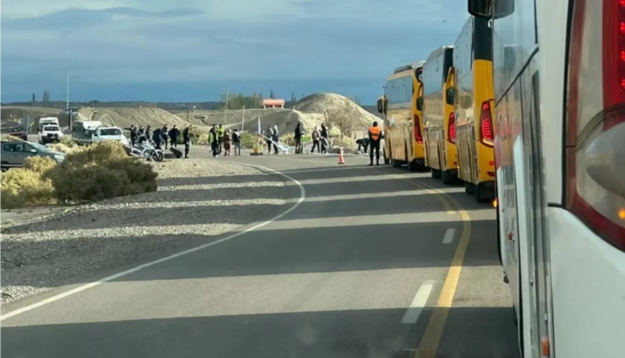 Corte de ruta en las Flores departamento de Iglesia reivindicando mejoras y trabajo a las operadoras mineras como Vicuña