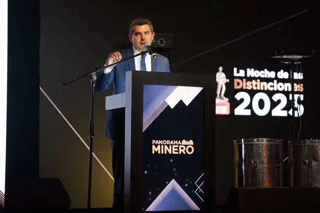 Gobernador Marcelo Orrego de San Juan participando en el Seminario Argentina Oro, Plata y Cobre.