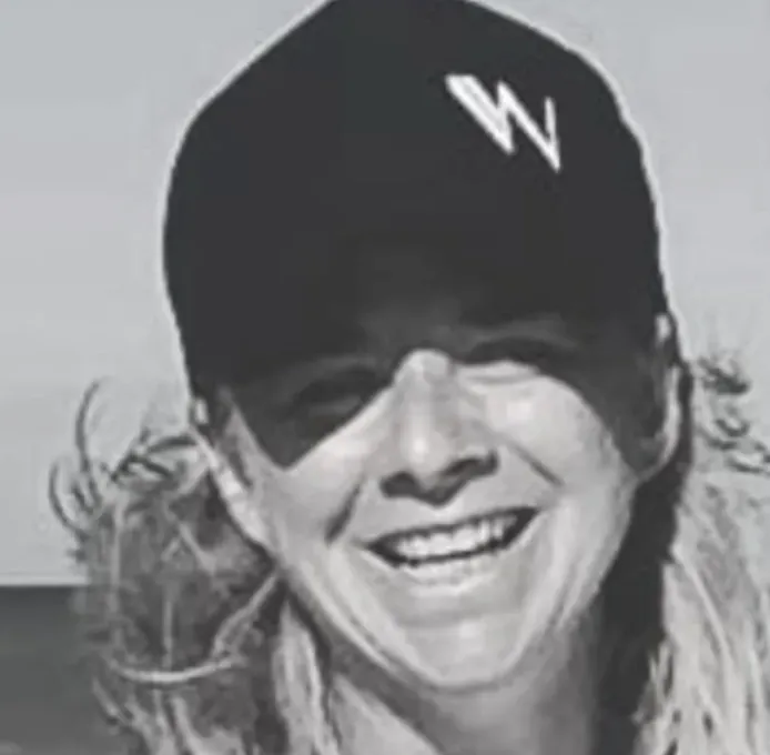 Retrato de la Lic. Sofía Mónaco, Fundadora de Sam Human, experta en aplicación de IA en la industria