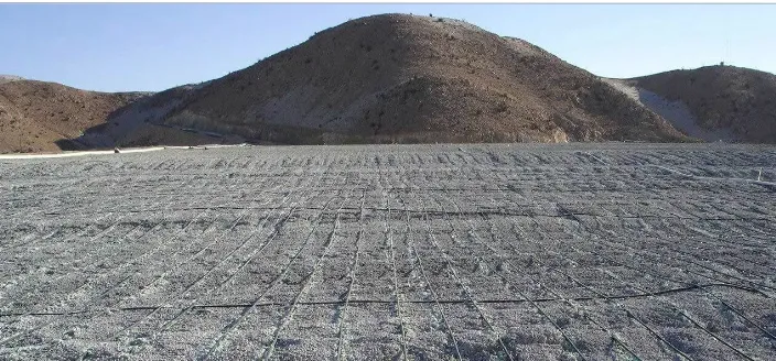 Área de PAD en minería donde se aplican estudios geofísicos para mejorar la estabilidad.