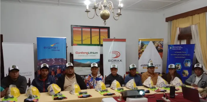 Sesión de capacitación teórica.