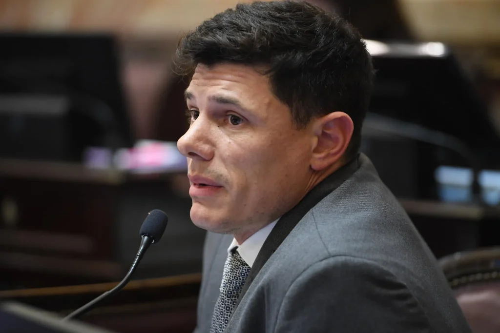 Senador Bruno Olivera sobre la reforma de la Ley de Glaciares San Juan.