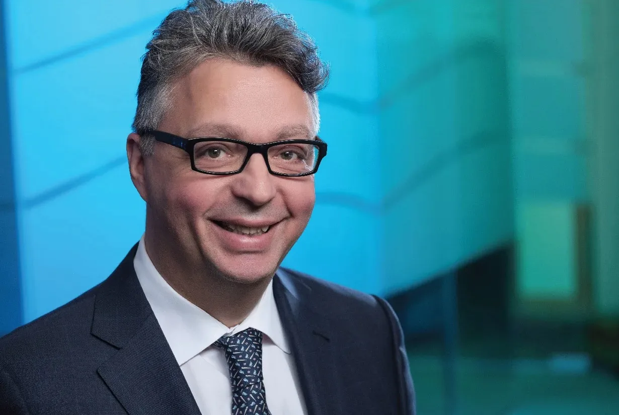 Retrato de Nikolaos Cacos, Presidente y CEO de Blue Sky Uranium