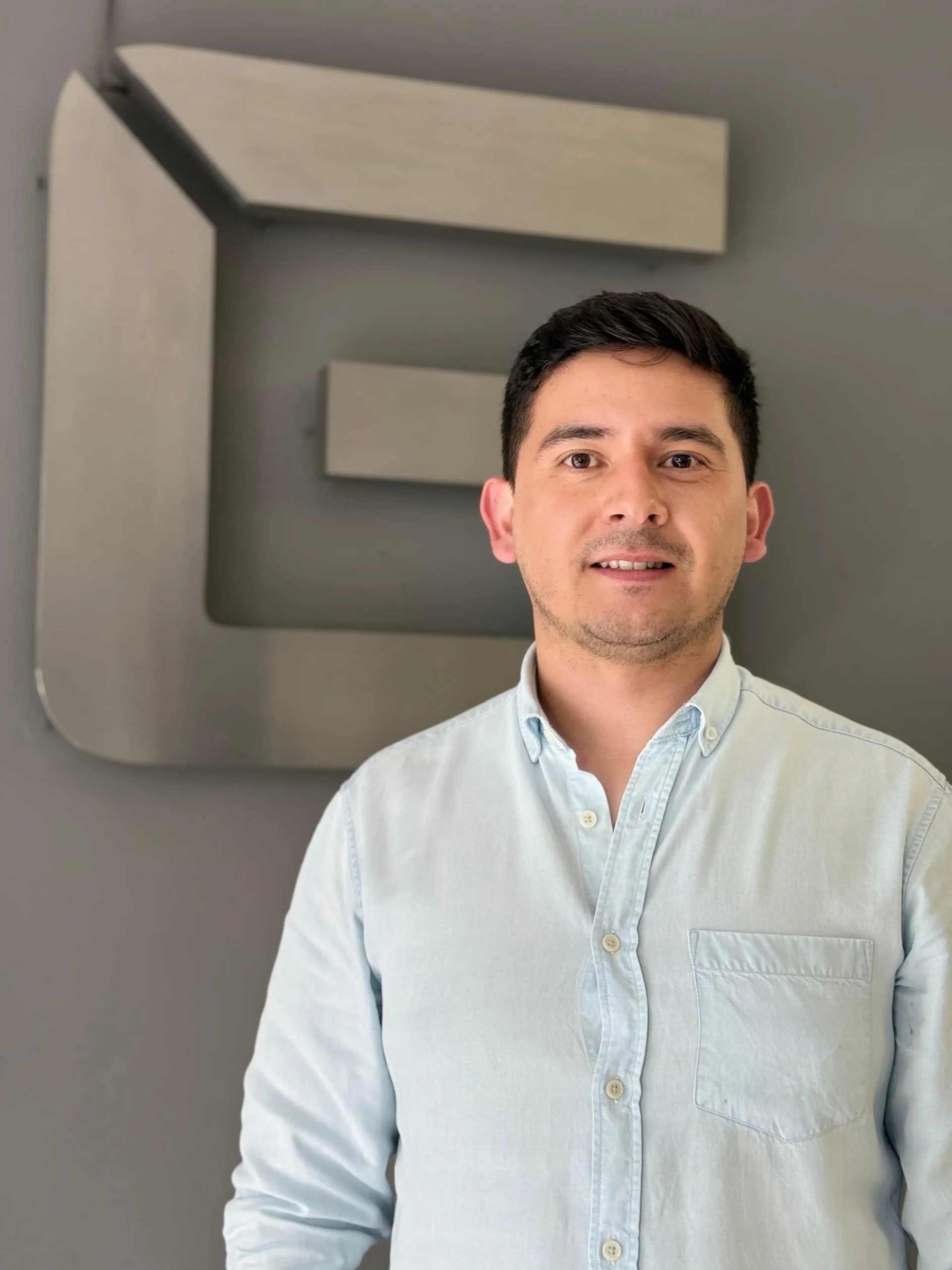 Rodrigo Chávez Saravia Jefe de Relaciones Comunitarias Ganfeng Lithium.