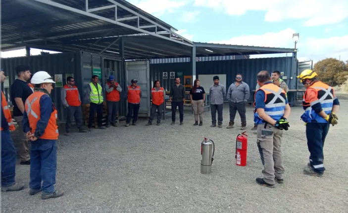 Entrenamiento de brigada de rescate minero en San Juan.