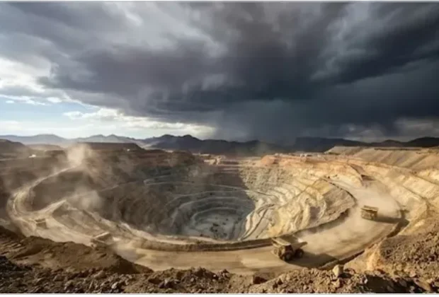 mina-cielo-clima-aceroyroca