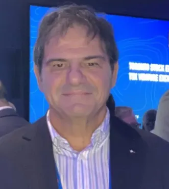 Retrato del consultor Sergio Goldemberg experto en RRHH mineros.