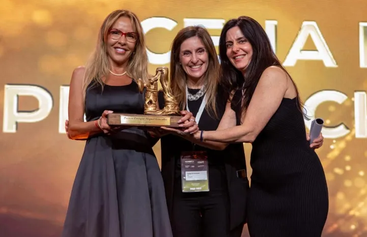 Sonia Delgado, "Mujer Minera 2025", Challenger Gold.