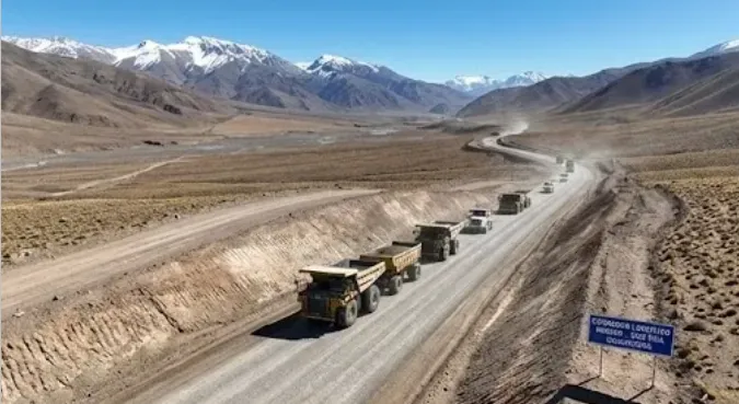 Corredor logístico de alta montaña en San Juan, Argentina. Imagen ilustrativa de ACERO Y ROCA