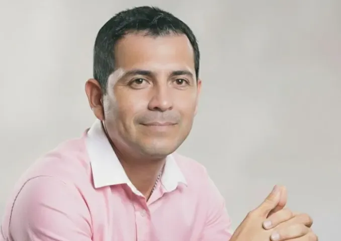 Alejandro Moreno, superintendente, administrador de minas