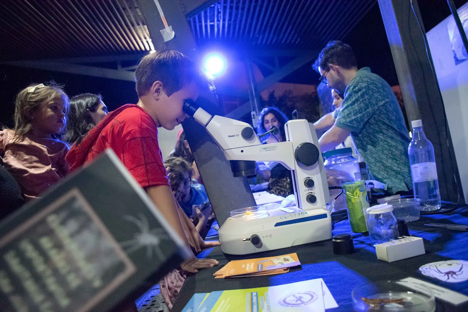 Stands de unidades académicas, Noche UNSJ formación minería San Juan.
