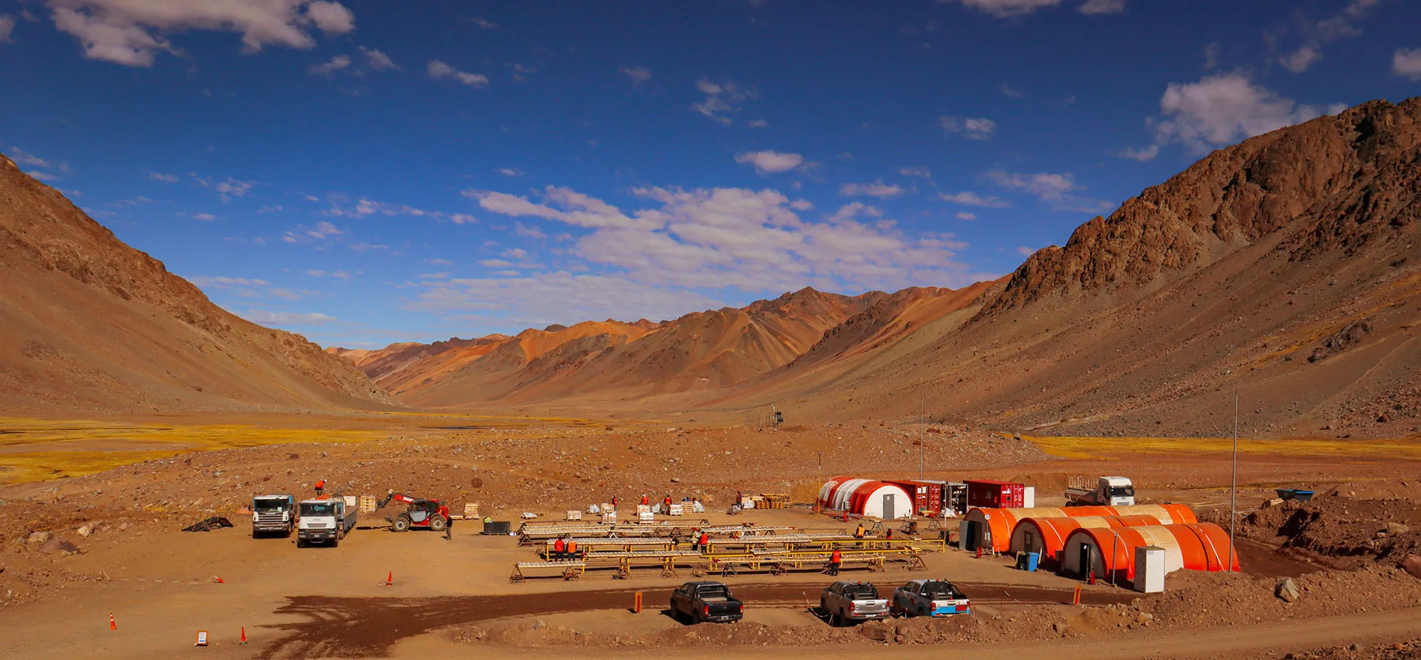 Vista panorámica del Proyecto Los Azules en la Cordillera de los Andes, San Juan.