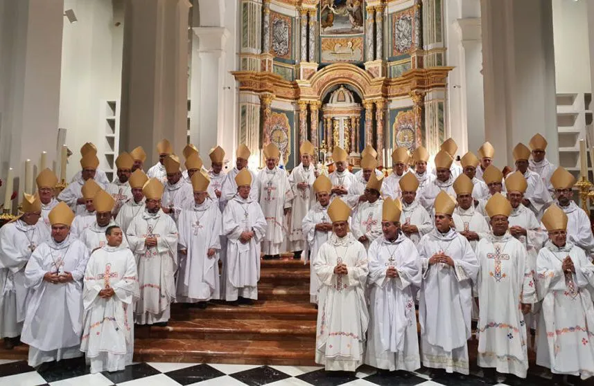 Acero y Roca | Magazine Minero - La Iglesia católica alza la voz: Se debe poner un freno a la minería depredadora