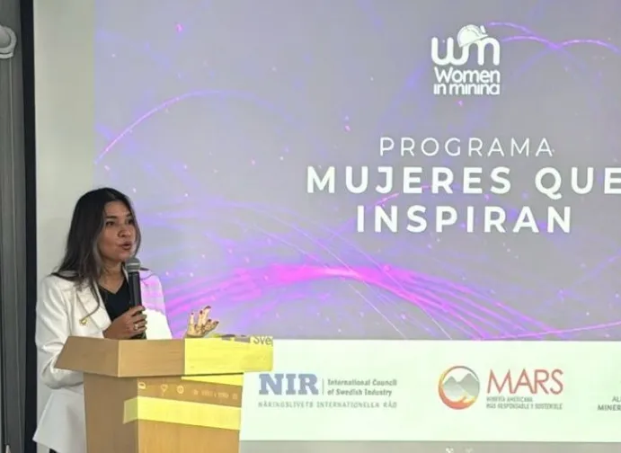 Pardo lidera la transformación para que las mujeres en minería Colombia ocupen espacios de decisión real.