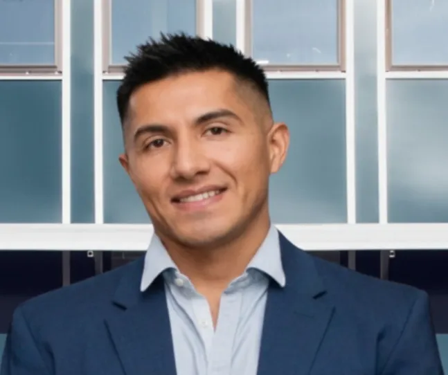 Geólogo Matías Alejandro Chandia experto en litio y acuíferos.