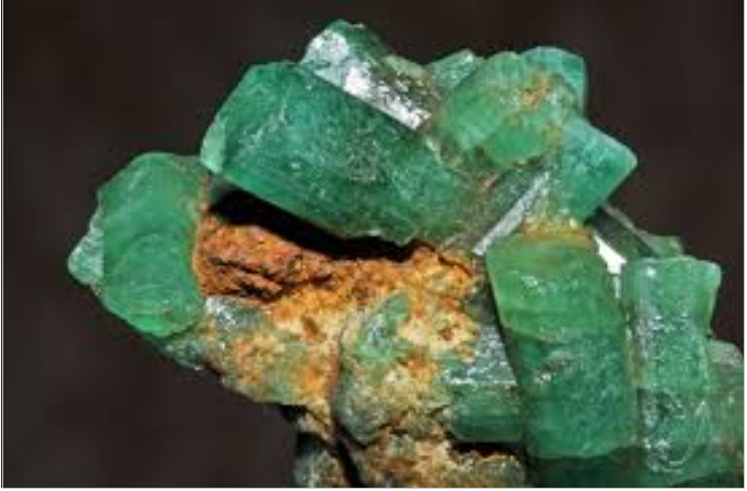 Esmeraldas de Muzo Colombia minería de exportación.