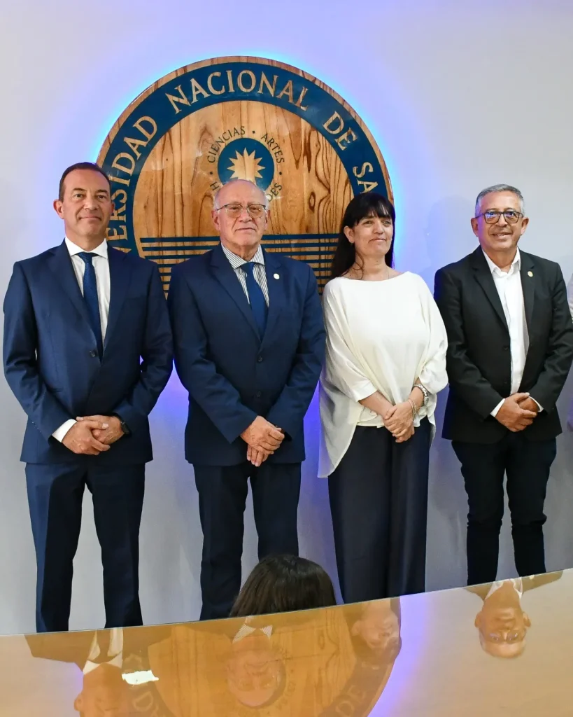 La carrera de Medicina será la piedra angular para transformar la Escuela en una Facultad de Ciencias de la Salud.