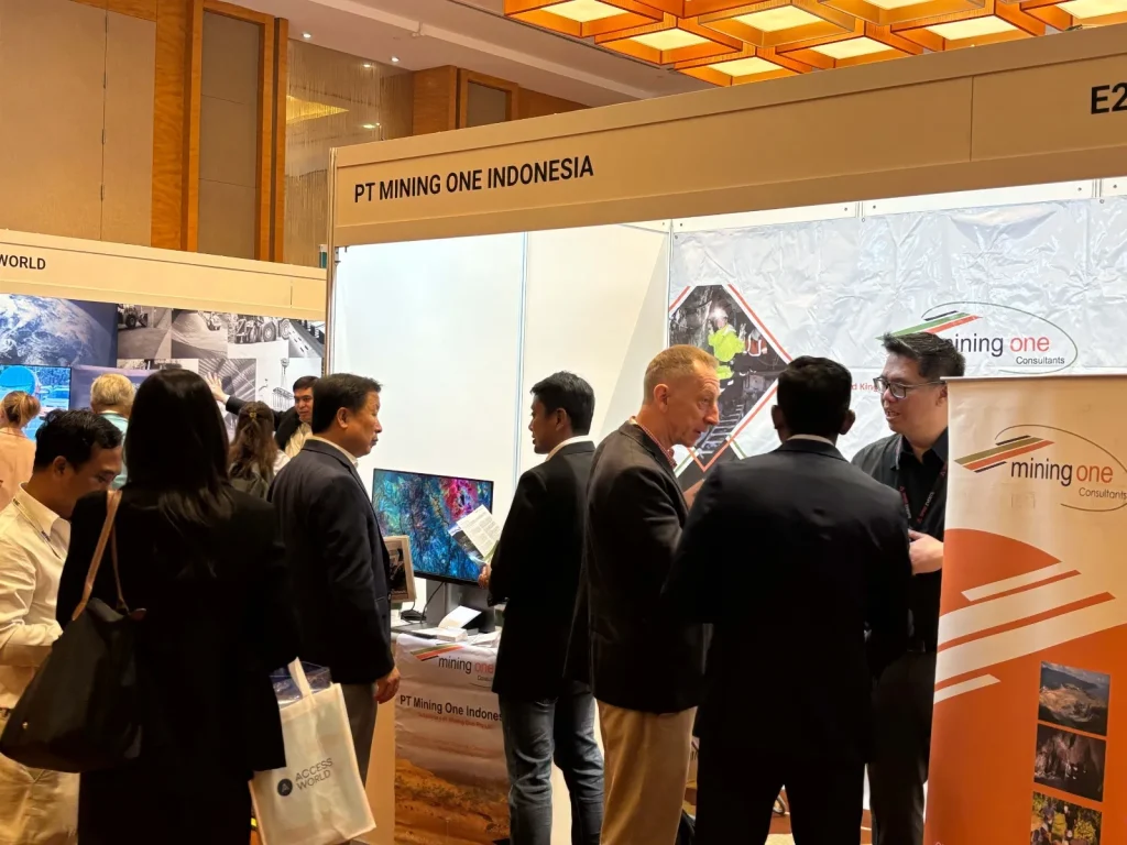 Panel de discusión en una edición anterior de Mining Asia.