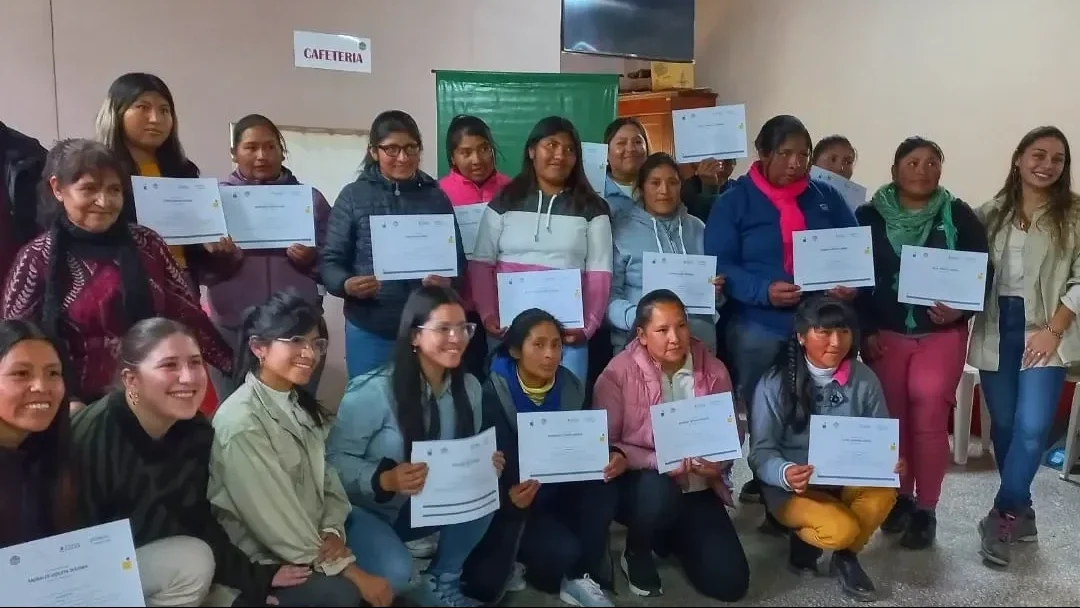 Capacitación constante: el equipo incorporó técnicas de construcción en seco y durlock para competir en el mercado.