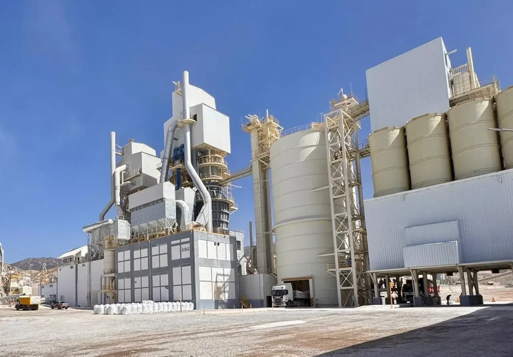 Planta de cal La Laja Albardón San Juan Calidra.