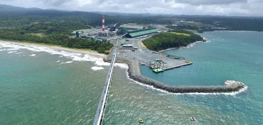 Concentrado de cobre en puerto de Panamá y resultados financieros First Quantum.