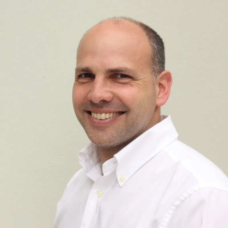 Roberto Derosa presidente de CEMAS gestión ambiental minería argentina.