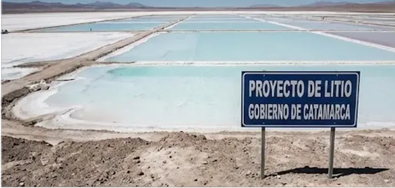 Piletas de litio en el norte argentino. Imagen ilustrativa de ACERO Y ROCA