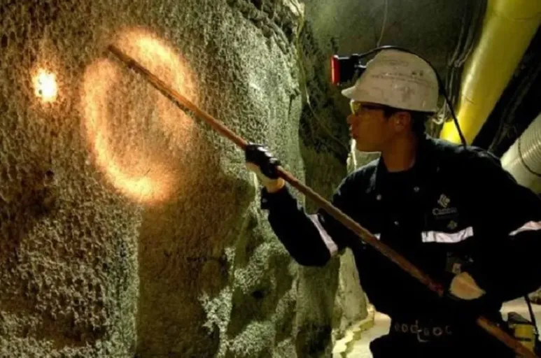 Potencial exportador del uranio en Argentina y mercado mundial.