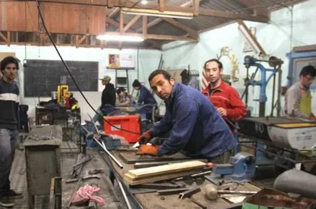 67885c1f05c3ea2b0b875935ae29d0b2_L