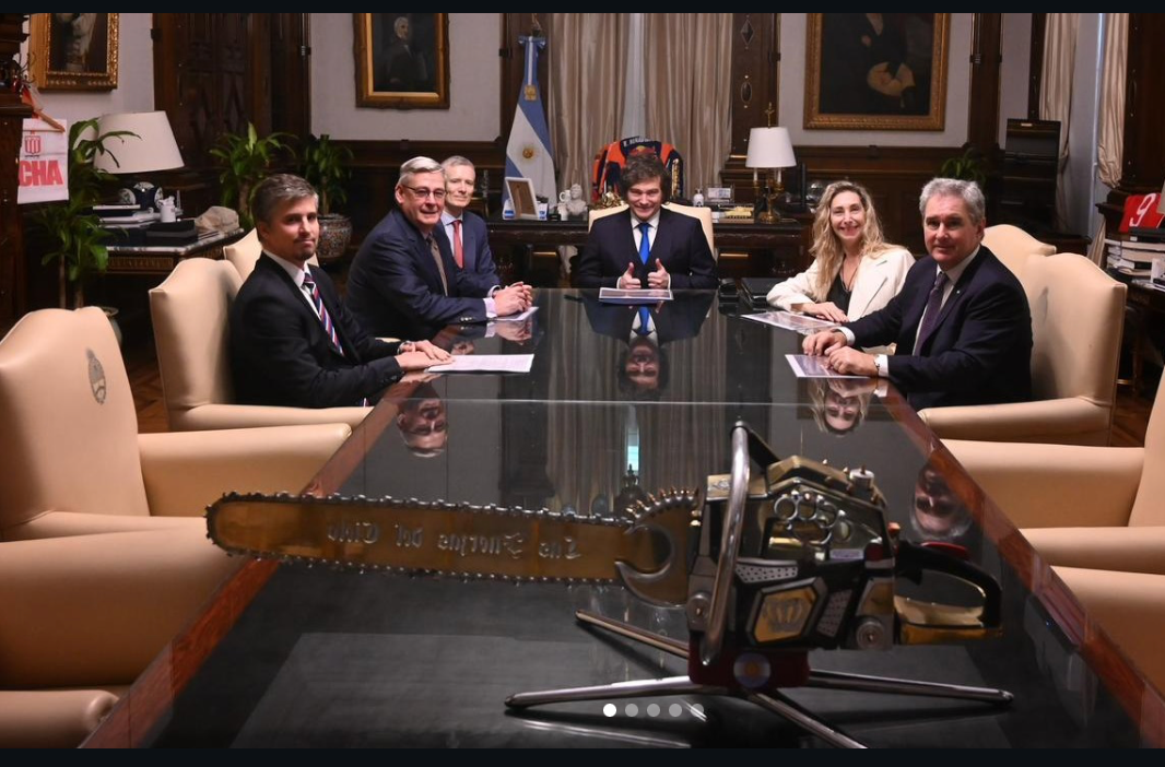 Denuncia contra minera Vicuña