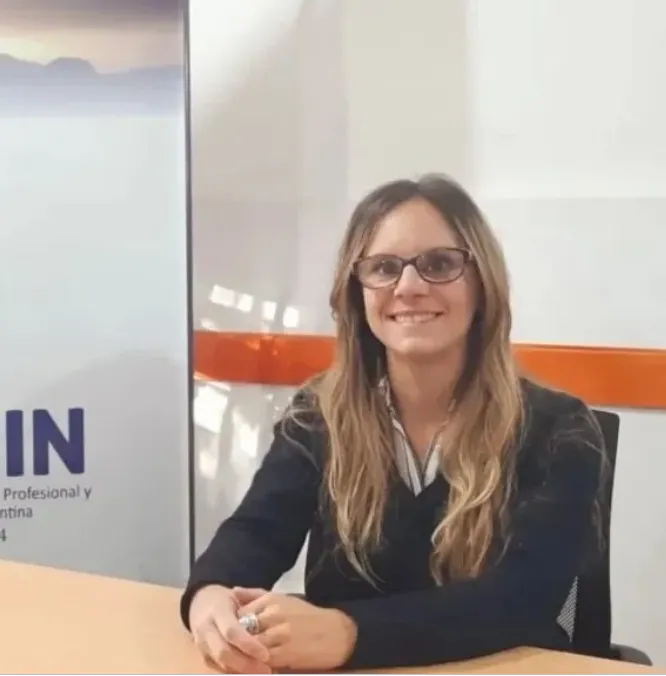 Mujeres en la minería Carla Costabile, secretaria adjunta de ASIJEMIN