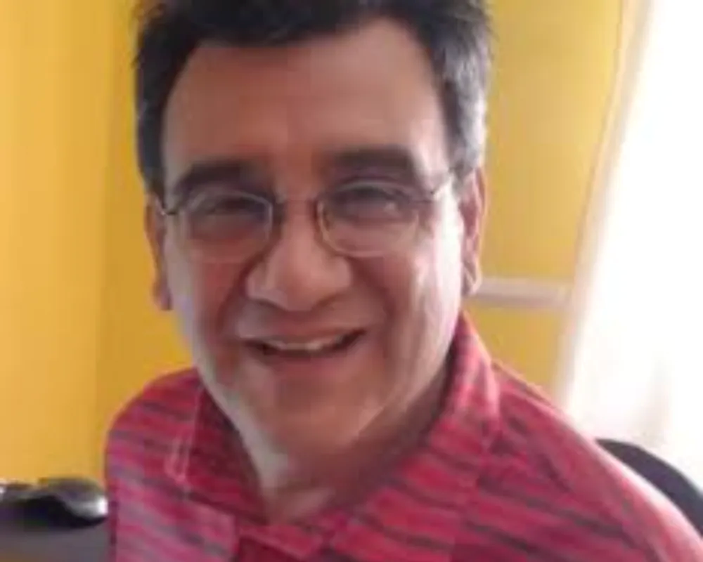 El Dr. Ing. Daniel Patiño, investigador del Instituto de Automática de la UNSJ, impulsa la integración de la robótica y la inteligencia artificial en el sector extractivo.